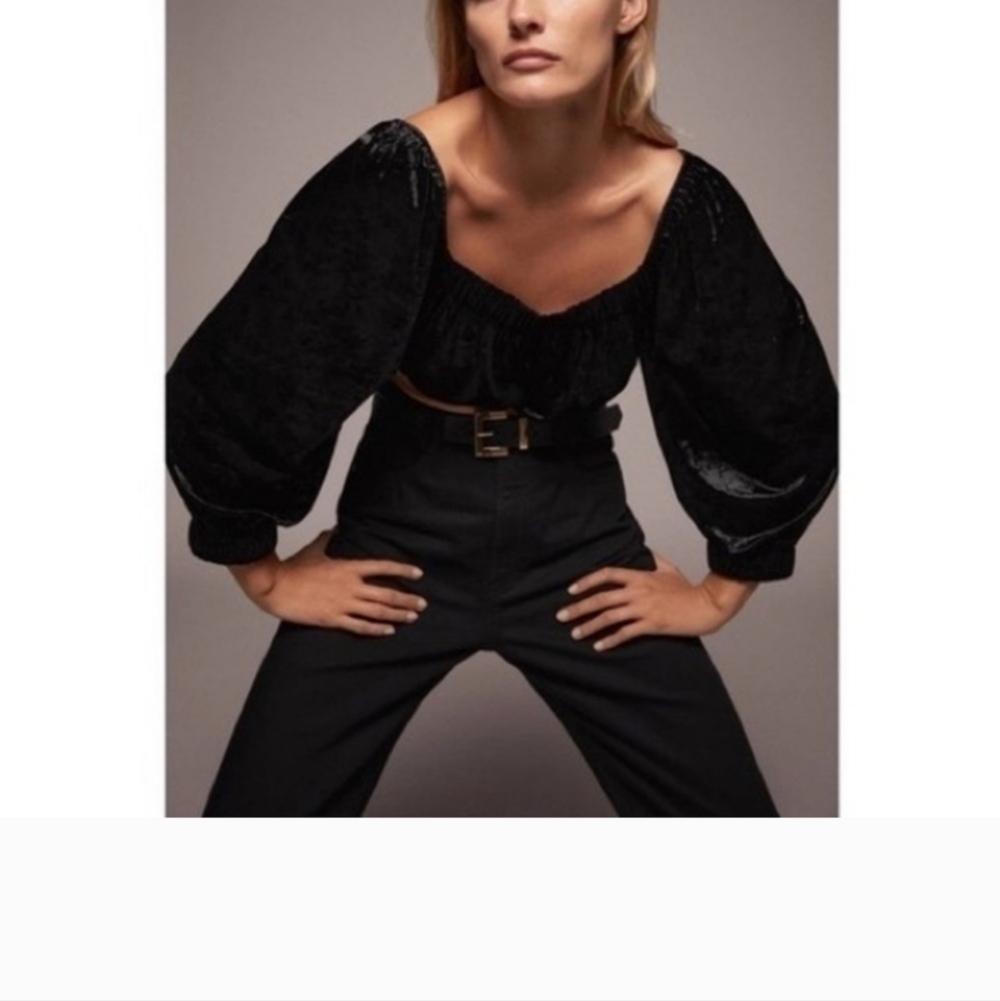 Zara Black Crushed Velvet Long Sleeve On or Off The Shoulder Crop Top - Size XS